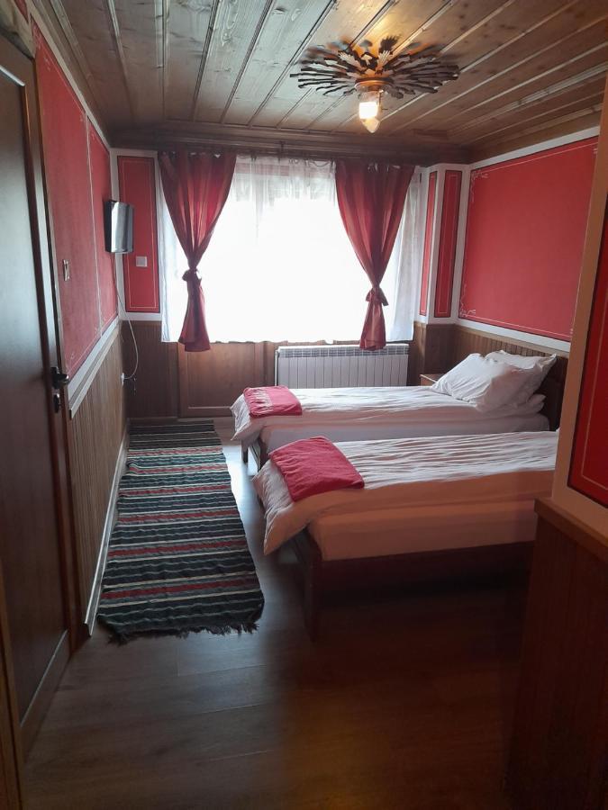 Къща Ради Koprivștița Exterior foto
